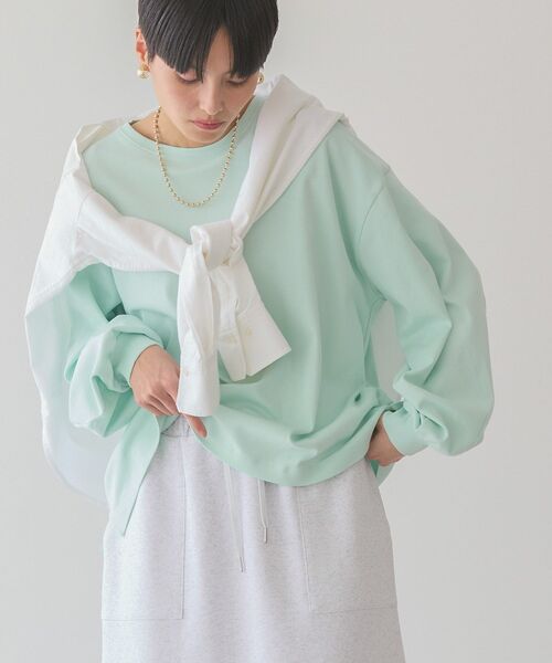 AMERICAN HOLIC（アメリカンホリック）の「袖ボリュームカットプルオーバー（Tシャツ/カットソー・レディース・オフホワイト/チャコールグレー/ライトベージュ/グリーン/イエロー・L/M）」の14枚目の写真