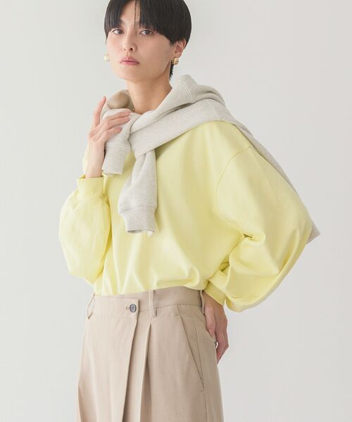 AMERICAN HOLIC（アメリカンホリック）の「袖ボリュームカットプルオーバー（Tシャツ/カットソー・レディース・オフホワイト/チャコールグレー/ライトベージュ/グリーン/イエロー・L/M）」の15枚目の写真