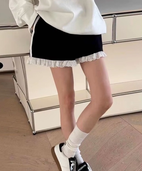 sevens(セブンズ)の「【sevens】ラインフリルハーフパンツ(その他パンツ・レディース・グレー/ブラック・FREE)」の6枚目の写真