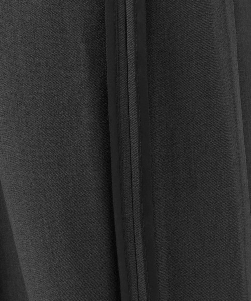 BAYFLOW（ベイフロー）の「[シワになりにくい]ベルト付きサイドラインパンツ（その他パンツ・レディース・チャコール/グレイッシュベージュ・FREE）」の21枚目の写真