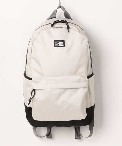 NEW ERA(ニューエラ)の「【NEW ERA/ニューエラ】LIGHT PACK ライトパック(バックパック/リュック・メンズ・サンドベージュ/ブラック/ストーン/ブラック系その他/オリーブ・FREE)」の5枚目の写真