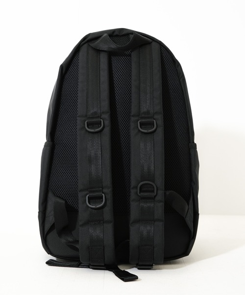 NEW ERA(ニューエラ)の「【NEW ERA/ニューエラ】LIGHT PACK ライトパック(バックパック/リュック・メンズ・サンドベージュ/ブラック/ストーン/ブラック系その他/オリーブ・FREE)」の16枚目の写真