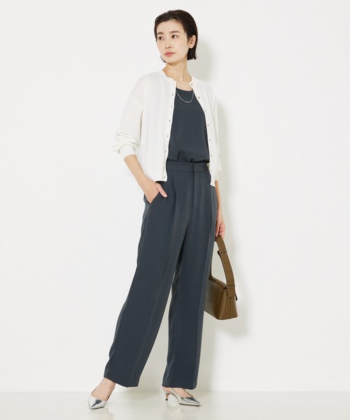 qualite(カリテ)の「【ちょっとした万能羽織りアイテム◎】コットンナイロンハイゲージニットカーデ(カーディガン/ボレロ・レディース・ホワイト/ベージュ/チャコールグレー・フリー)」の11枚目の写真