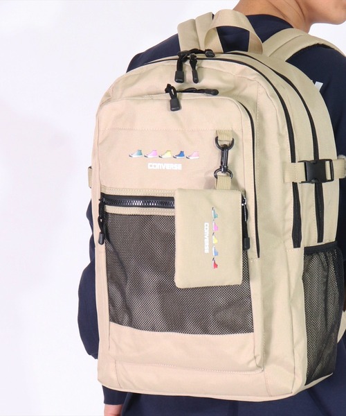 CONVERSE(コンバース)の「(GA)【CONVERSE】10ポケット/30L ポーチ付き マルチシーン バックパック(バックパック/リュック・メンズ・ブラック×ホワイト/ブラック/ピンク/ベージュ・ONE SIZE)」の3枚目の写真