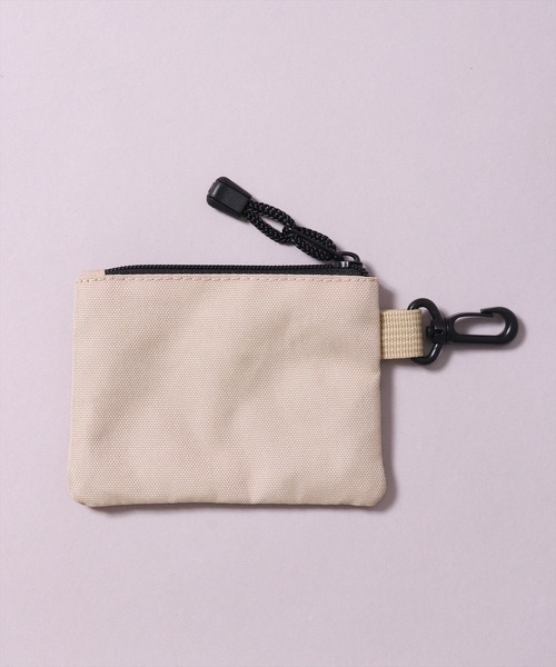 CONVERSE(コンバース)の「(GA)【CONVERSE】10ポケット/30L ポーチ付き マルチシーン バックパック(バックパック/リュック・メンズ・ブラック×ホワイト/ブラック/ピンク/ベージュ・ONE SIZE)」の11枚目の写真