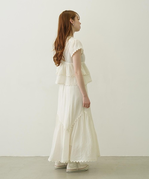 MILKFED.（ミルクフェド）の「FRILL AND LACE BLOUSE（シャツ/ブラウス・レディース・ライトブルー/ブラック/オフホワイト・ONE SIZE）」の16枚目の写真