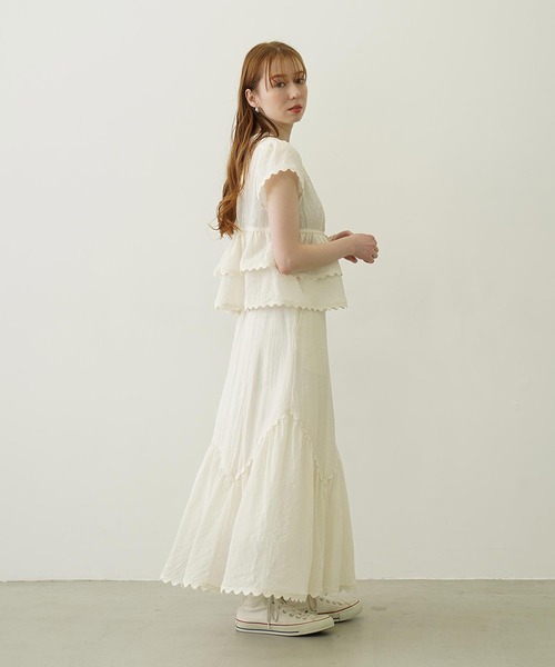 MILKFED.（ミルクフェド）の「FRILL AND LACE BLOUSE（シャツ/ブラウス・レディース・ライトブルー/ブラック/オフホワイト・ONE SIZE）」の17枚目の写真