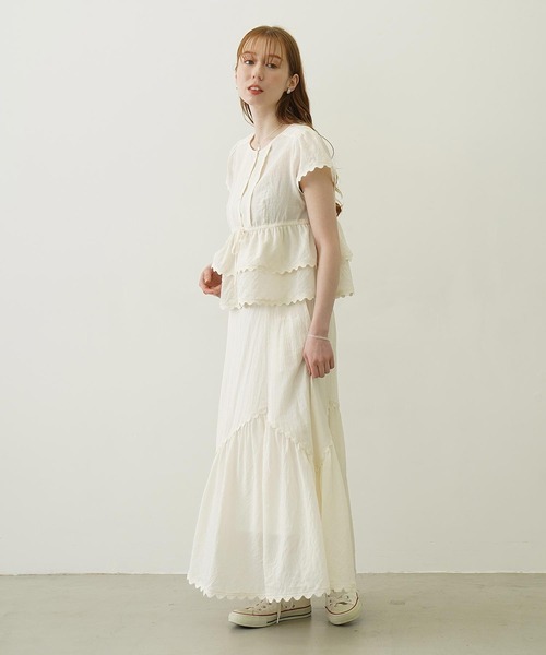 MILKFED.（ミルクフェド）の「FRILL AND LACE BLOUSE（シャツ/ブラウス・レディース・ライトブルー/ブラック/オフホワイト・ONE SIZE）」の19枚目の写真