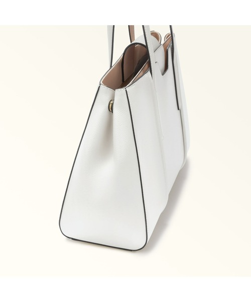 FURLA(フルラ)の「FURLA RIVA L TOTE(トートバッグ・レディース・ライトホワイト/ブラック/ダークグレー・ONE SIZE)」の7枚目の写真