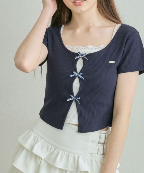 OLIVE des OLIVE（オリーブデオリーブ）の「映えリボンTee（Tシャツ/カットソー・レディース・ブラック/ピンク/オフホワイト/レッド/ネイビー/サックスブルー/トップグレー/ブラウン・FREE）」の5枚目の写真