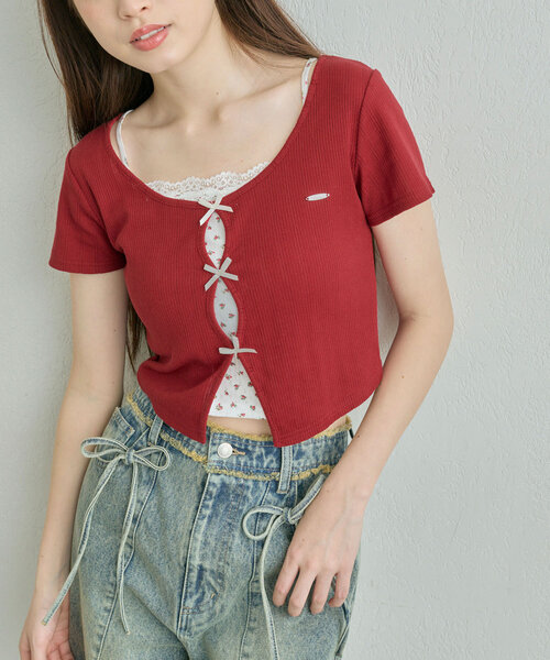 OLIVE des OLIVE（オリーブデオリーブ）の「映えリボンTee（Tシャツ/カットソー・レディース・ブラック/ピンク/オフホワイト/レッド/ネイビー/サックスブルー/トップグレー/ブラウン・FREE）」の8枚目の写真