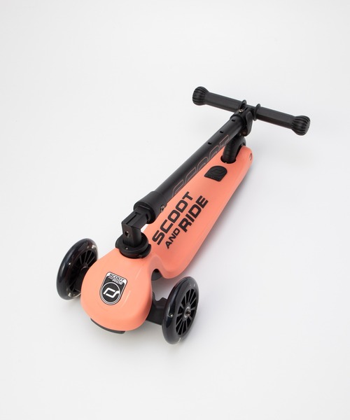 SCOOT AND RIDE(スクートアンドライド)の「SCOOT&RIDE HIGHWAYKICK 3 スクート&ライド ハイウェイキックスリー キックスクーター(おもちゃ・キッズ・グレイッシュブルー/ダークグリーン/ピンク/ライトグリーン/ライトピンク/ライトブルー/アッシュ・FREE)」の13枚目の写真