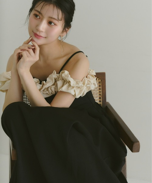 ショルダーフリルタックワンピース Kanako×Olu.】ショルダーフリルタックワンピース