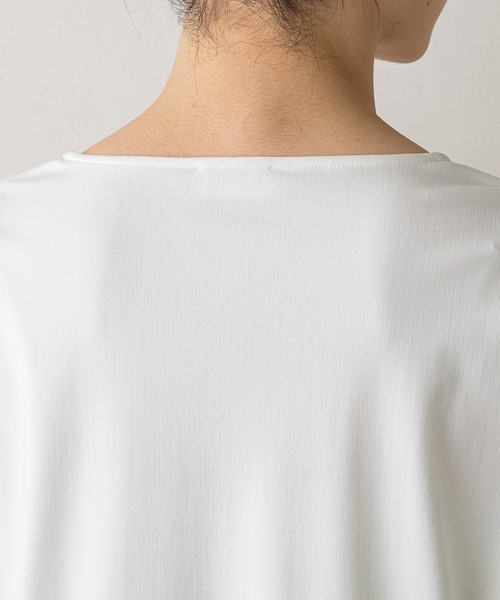 Sono(ソーノ)の「【SONO/ソーノ】【PLUVIOPHILE COL.】フローイングフリルブラウス(Tシャツ/カットソー・レディース・ホワイト/ブラック・F)」の15枚目の写真