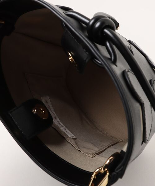 31 Sons de mode（トランテアン　ソン　ドゥ　モード）の「ハートモチーフバケツバッグ（ハンドバッグ・レディース・グリーン/クリーム/ブラック・フリー）」の6枚目の写真