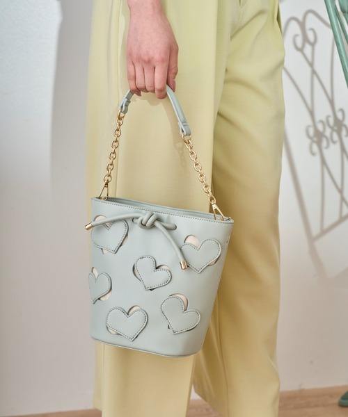 31 Sons de mode（トランテアン　ソン　ドゥ　モード）の「ハートモチーフバケツバッグ（ハンドバッグ・レディース・グリーン/クリーム/ブラック・フリー）」の20枚目の写真