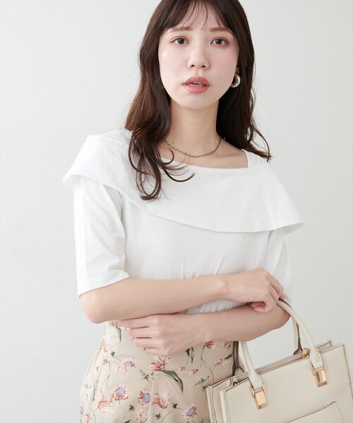 オフショルデザインカットソーTOPS（Tシャツ/カットソー
