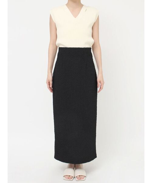 LAGUNAMOON（ラグナムーン）の「シャーリングジャガードIラインスカート（スカート・レディース・アイボリー/ブラック・SMALL/MEDIUM）」の9枚目の写真