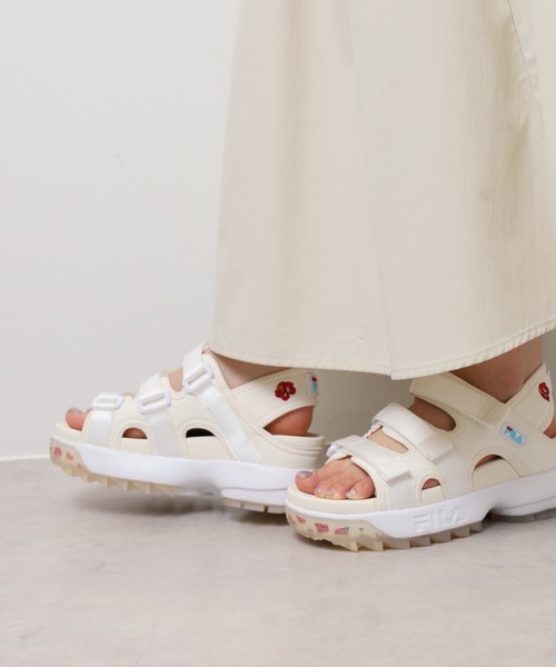 FILA(フィラ)の「FILA DISRUPTOR SD PUFFY U-CITY ディスラプター SD パフィー 厚底 スポーツサンダル(サンダル・レディース・オフホワイト・S/XL/M/L/2XL)」の9枚目の写真