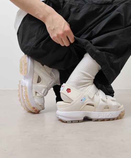 FILA(フィラ)の「FILA DISRUPTOR SD PUFFY U-CITY ディスラプター SD パフィー 厚底 スポーツサンダル(サンダル・レディース・オフホワイト・S/XL/M/L/2XL)」の3枚目の写真