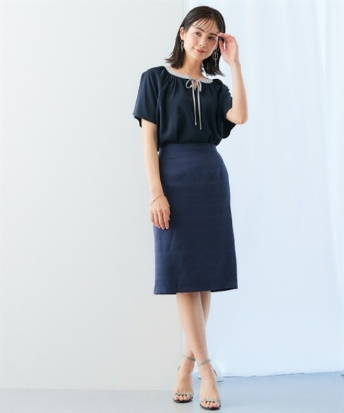 7days Life Styling（セブンデイズライフスタイリング）の「【UVカット/速乾】ストレッチパウダーサテン配色リボン半袖ブラウス（シャツ/ブラウス・レディース・グリーン/ネイビー/オフホワイト/グレイッシュベージュ・S/M/L/LL/3L）」の17枚目の写真