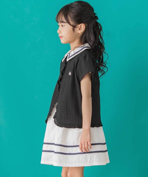 BeBe Petits Pois Vert(ベベプチポワヴェール)の「【店舗限定】格子編みカットソーフリル半袖ボレロ(95~150cm)(カーディガン/ボレロ・キッズ・ホワイト/ブラック・110cm/120cm/130cm/100cm/150cm/140cm)」の10枚目の写真