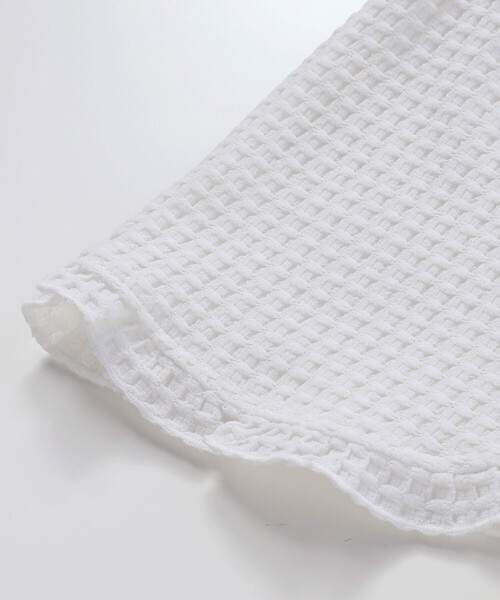 BeBe Petits Pois Vert(ベベプチポワヴェール)の「【店舗限定】格子編みカットソーフリル半袖ボレロ(95~150cm)(カーディガン/ボレロ・キッズ・ホワイト/ブラック・110cm/120cm/130cm/100cm/150cm/140cm)」の19枚目の写真
