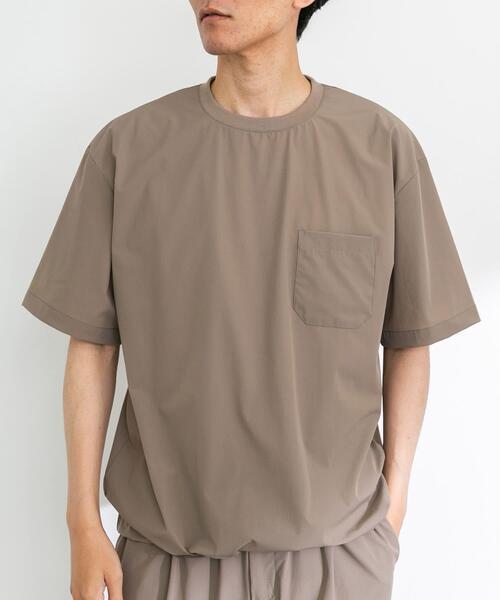 URBAN RESEARCH Sonny Label(アーバンリサーチサニーレーベル)の「『接触冷感/吸水速乾/UVカット』Breeze Fit クルーネックTシャツ(Tシャツ/カットソー・メンズ・ベージュ系その他/ブラック/チャコールグレー・MEDIUM/LARGE/X-LARGE)」の3枚目の写真