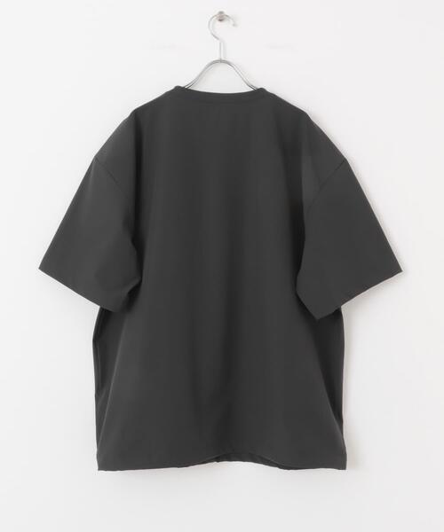 URBAN RESEARCH Sonny Label(アーバンリサーチサニーレーベル)の「『接触冷感/吸水速乾/UVカット』Breeze Fit クルーネックTシャツ(Tシャツ/カットソー・メンズ・ベージュ系その他/ブラック/チャコールグレー・MEDIUM/LARGE/X-LARGE)」の18枚目の写真