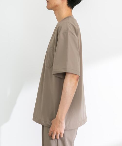 URBAN RESEARCH Sonny Label(アーバンリサーチサニーレーベル)の「『接触冷感/吸水速乾/UVカット』Breeze Fit クルーネックTシャツ(Tシャツ/カットソー・メンズ・ベージュ系その他/ブラック/チャコールグレー・MEDIUM/LARGE/X-LARGE)」の12枚目の写真
