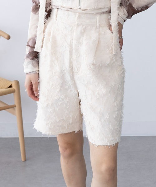 MAGASIN DE MODE Chou Chou(マガジンデモードシュシュ)の「【MAGASIN DE MODE Chou Chou】フリンジジャカードショートパンツ trc(その他パンツ・レディース・ブラック/アイボリー/ピンク・FREE)」の1枚目の写真