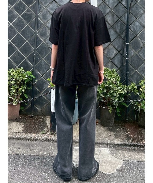 Chikashitsu +（チカシツプラス）の「【Chikashitsu +】edy crystalhalf sleeve t-shirt / 【チカシツプラス】ロゴ半袖Ｔシャツ（Tシャツ/カットソー・メンズ・ホワイト/ブラック・ONE SIZE）」の11枚目の写真