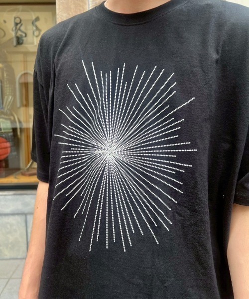 Chikashitsu +（チカシツプラス）の「【Chikashitsu +】edy crystalhalf sleeve t-shirt / 【チカシツプラス】ロゴ半袖Ｔシャツ（Tシャツ/カットソー・メンズ・ホワイト/ブラック・ONE SIZE）」の16枚目の写真