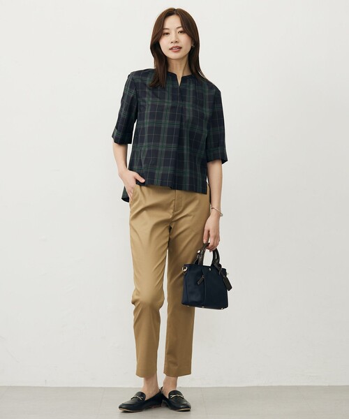J.PRESS Ladies(J.プレス レディス)の「【WEB限定カラーあり・洗える】SOFT SHEER チェック キーネック ブラウス(シャツ/ブラウス・レディース・ブラウン系3/ネイビー系3/グレー系3・XS)」の9枚目の写真