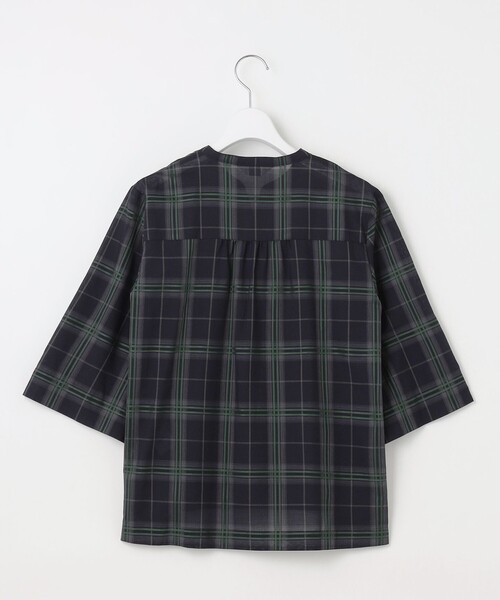 J.PRESS Ladies(J.プレス レディス)の「【WEB限定カラーあり・洗える】SOFT SHEER チェック キーネック ブラウス(シャツ/ブラウス・レディース・ブラウン系3/ネイビー系3/グレー系3・XS)」の15枚目の写真