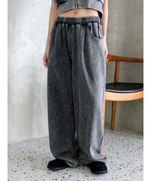 Ungrid（アングリッド）の「ヴィンテージウォッシュスウェットパンツ（スウェットパンツ・レディース・チャコールグレー/ベージュ・FREE）」の9枚目の写真