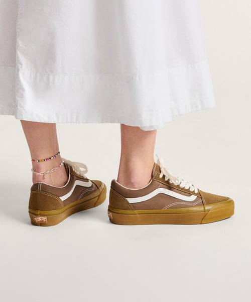 VANS（バンズ）の「VANS PREMIUM オールドスクール（スニーカー・メンズ・オレンジ/ピンク/ブラウン/スカイブルー・4.5/5/5.5/6/6.5/7/7.5/8/8.5/9/9.5/10/10.5/11/11.5/12/4）」の2枚目の写真