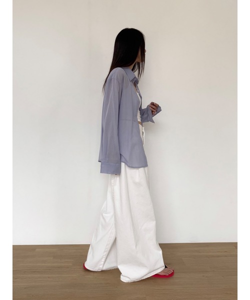 Didot.showroom（ディドット ショールーム）の「サイドタックワイドデニムパンツ（デニムパンツ・レディース・ホワイト/ライトブルー・S/M/L）」の14枚目の写真