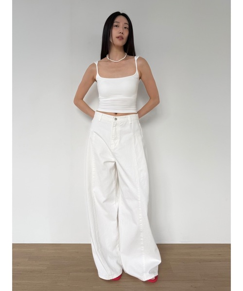 Didot.showroom（ディドット ショールーム）の「サイドタックワイドデニムパンツ（デニムパンツ・レディース・ホワイト/ライトブルー・S/M/L）」の11枚目の写真