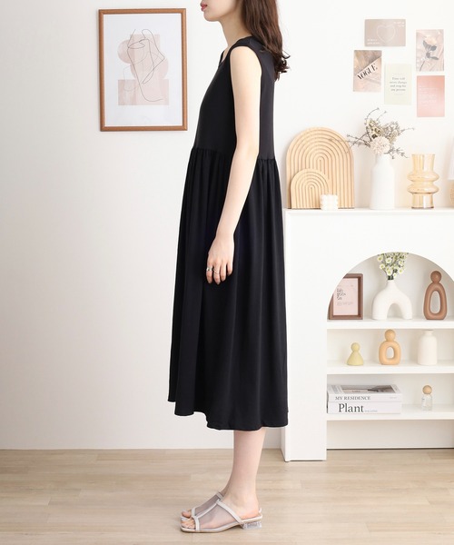 atONE（アットワン）の「ノースリーブカットワンピース（ワンピース・レディース・オフホワイト/ブラック・M/L/4L/LL/3L）」の9枚目の写真