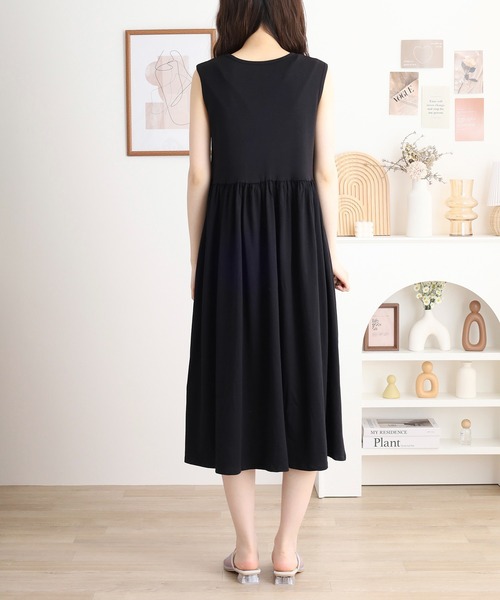 atONE（アットワン）の「ノースリーブカットワンピース（ワンピース・レディース・オフホワイト/ブラック・M/L/4L/LL/3L）」の10枚目の写真