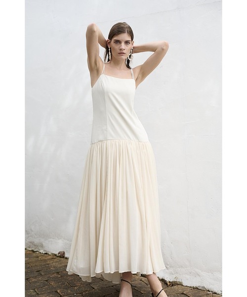 Estella.K(エステラケー)の「Juliette Dress ロースウィッチングWストラップロングドレス(ワンピース・レディース・ブラック/アイボリー/ブラック系その他2/アイボリー系2・FREE)」の8枚目の写真