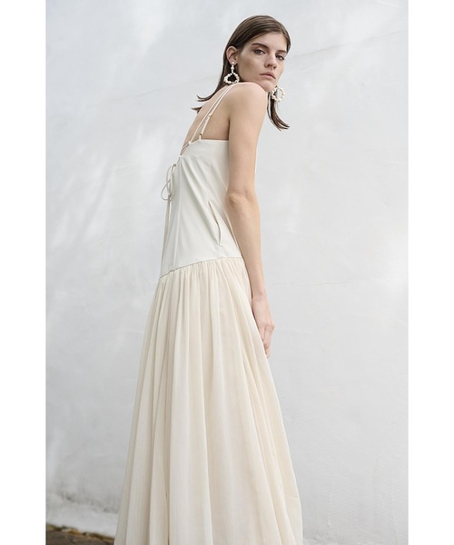 Estella.K(エステラケー)の「Juliette Dress ロースウィッチングWストラップロングドレス(ワンピース・レディース・ブラック/アイボリー/ブラック系その他2/アイボリー系2・FREE)」の7枚目の写真