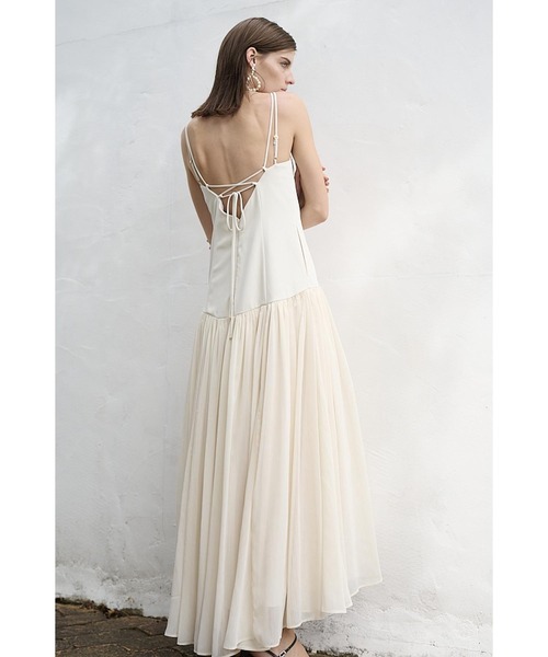 Estella.K(エステラケー)の「Juliette Dress ロースウィッチングWストラップロングドレス(ワンピース・レディース・ブラック/アイボリー/ブラック系その他2/アイボリー系2・FREE)」の14枚目の写真