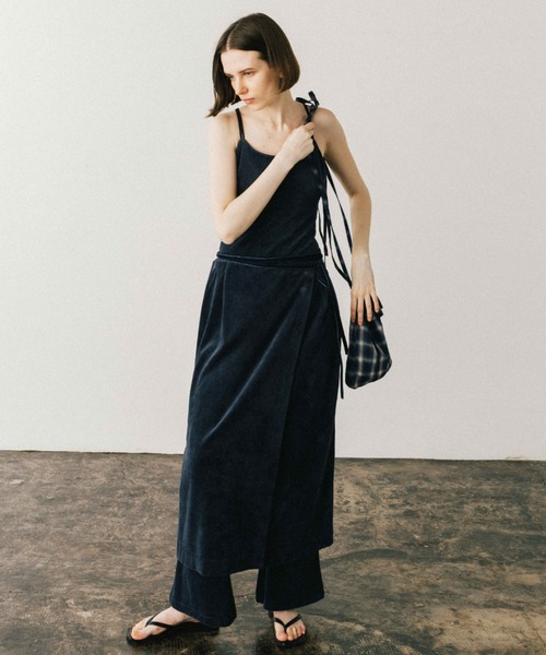 CREDONA(クレドナ)の「COTTON VELOUR BODY SUIT/コットンベロアボディスーツ(キャミソール・レディース・グレー/ネイビー・FREE)」の17枚目の写真