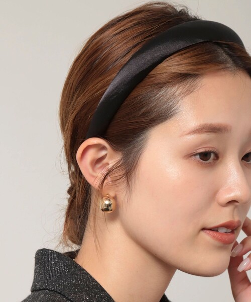 NOLLEY’S(ノーリーズ)の「【PR阿部☆別注】カチューシャボリューム(カチューシャ・レディース・ブラック・FREE)」の2枚目の写真