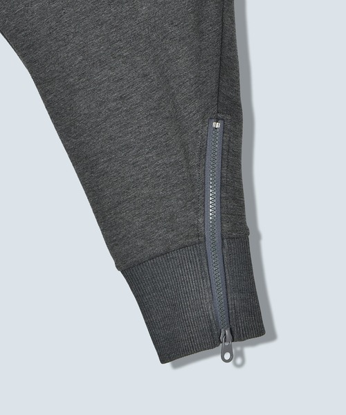 OMMO（オーエムエムオー）の「SQUARE SLEEVE BIG POCKET TOP（スウェット・レディース・ブラック/グレー・F）」の20枚目の写真