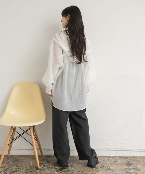 RETRO GIRL（レトロガール）の「シアーフーディーシャツ（シャツ/ブラウス・レディース・グレー系その他2/ブラック/ナチュラル/ブラウン系その他2・FREE）」の8枚目の写真