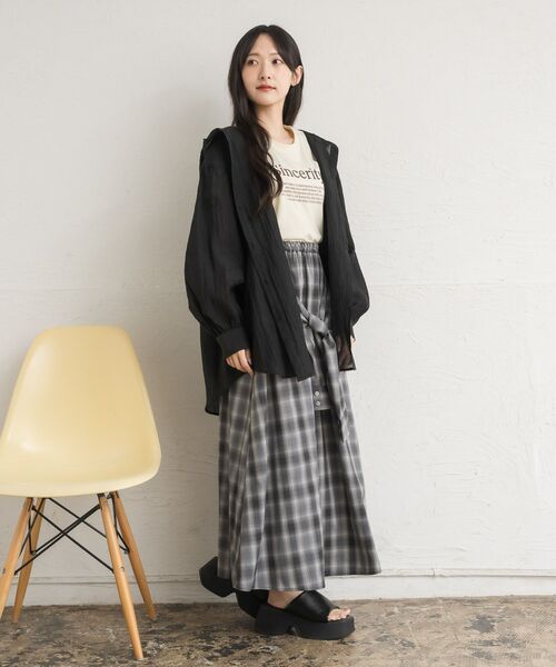 RETRO GIRL（レトロガール）の「シアーフーディーシャツ（シャツ/ブラウス・レディース・グレー系その他2/ブラック/ナチュラル/ブラウン系その他2・FREE）」の16枚目の写真