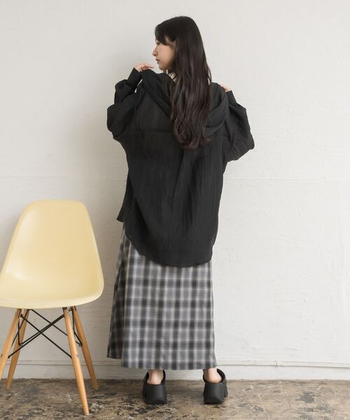 RETRO GIRL（レトロガール）の「シアーフーディーシャツ（シャツ/ブラウス・レディース・グレー系その他2/ブラック/ナチュラル/ブラウン系その他2・FREE）」の17枚目の写真